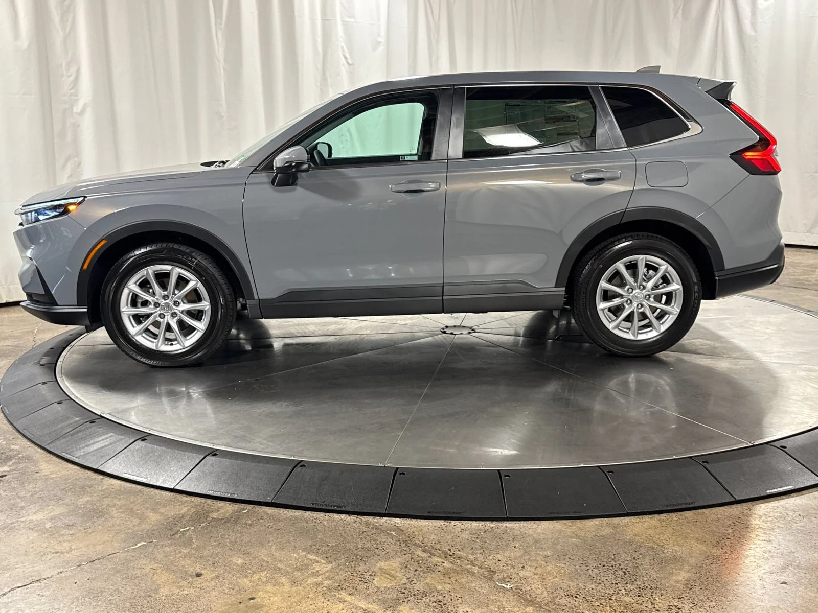 New 2026 Urban Gray Pearl Honda EX image 8