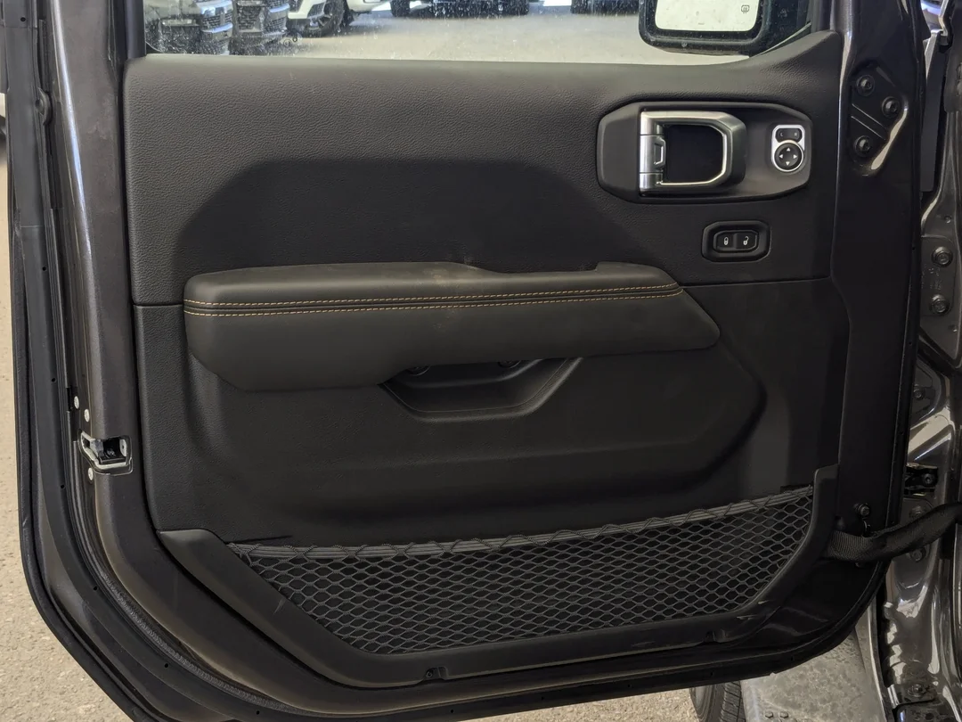 New 2026 Grey Jeep Sahara - - 4x4 - Body- Color Top - Side Steps - 2.0L Turbo - Remote Start & More! image 11
