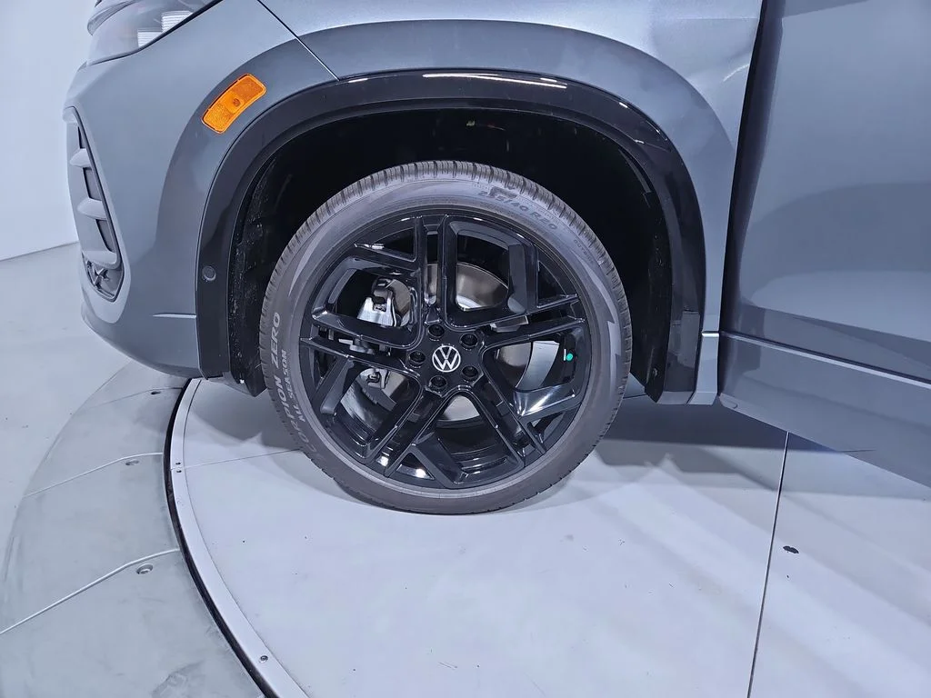 New 2025 Gray Volkswagen 2.0T SE R-Line Black image 26