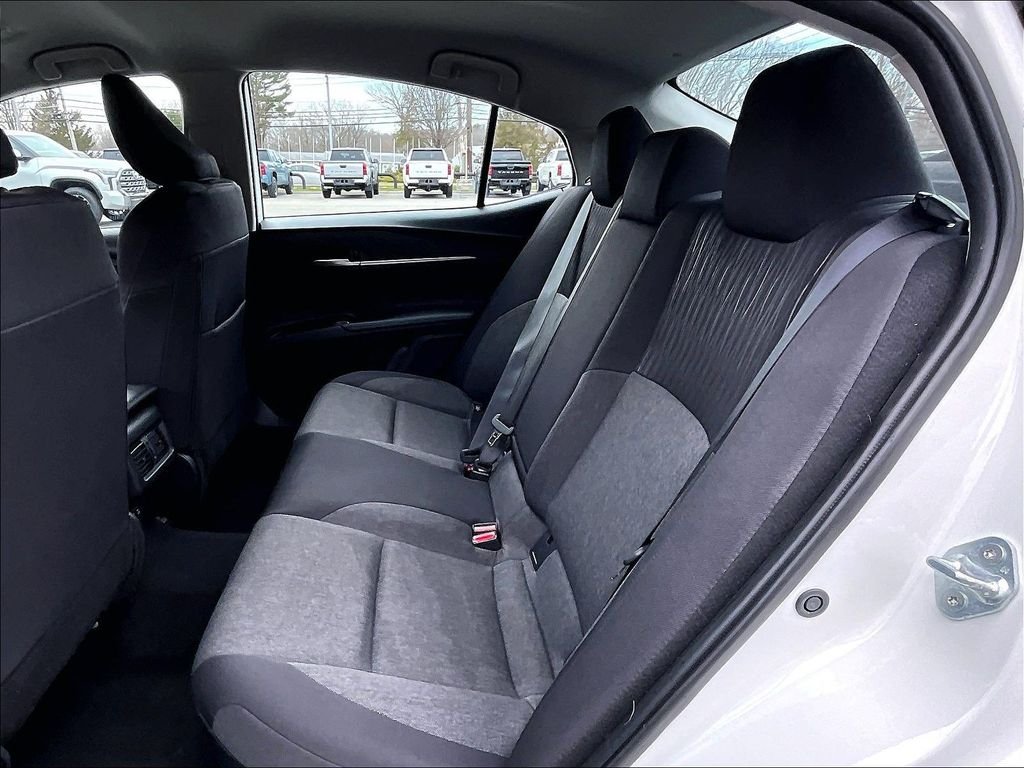 Used 2025 White Toyota LE image 15