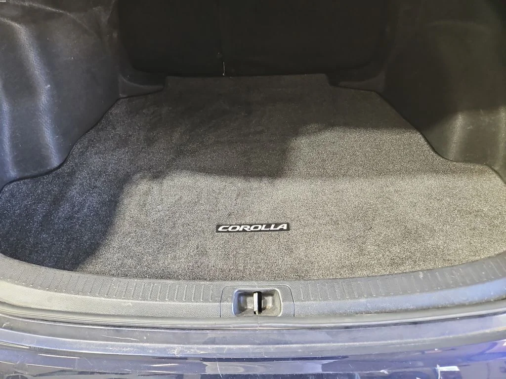 2021 Toyota Corolla SE - Photo 23