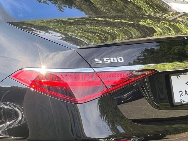 Certified Used 2022 Black Mercedes-Benz S 580 image 10
