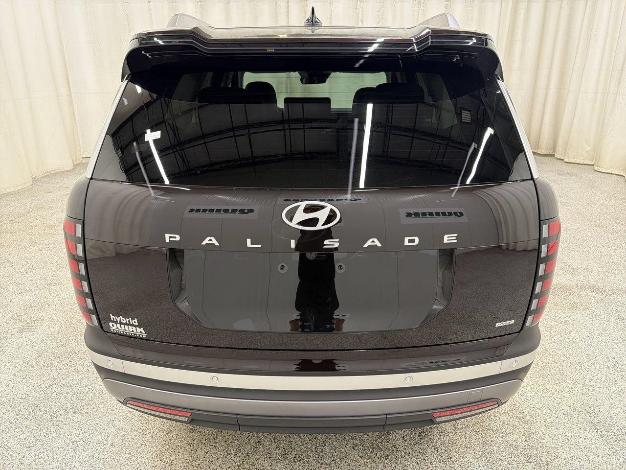 New 2026 Galaxy Maroon Pearl Hyundai SEL 7P image 7