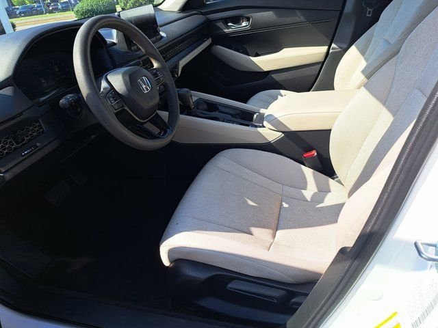 Used 2024  Honda LX image 28