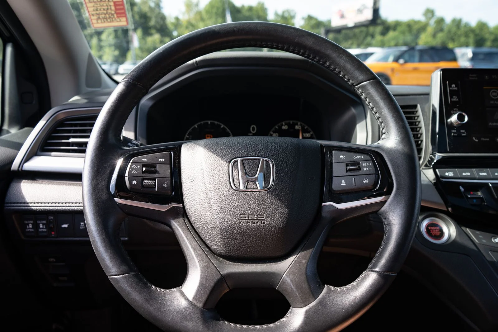 Used 2025 Black Honda EX-L image 30