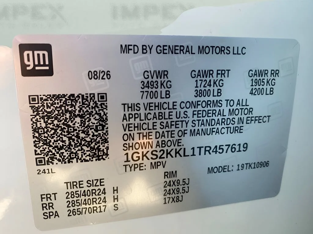 New 2026 Glacier White Tricoat GMC Denali Ultimate image 40