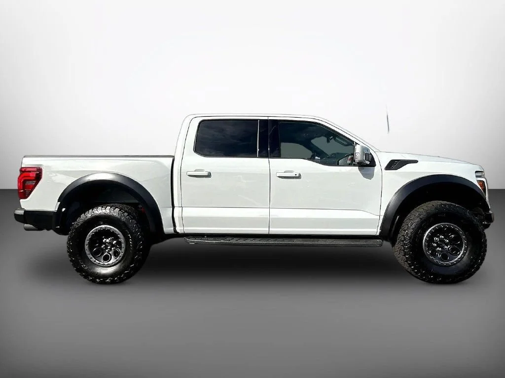 Used 2026 Avalanche Ford Raptor image 8