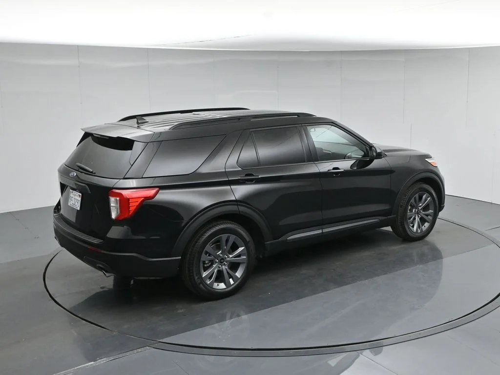 Certified Used 2022 Black Ford XLT image 43