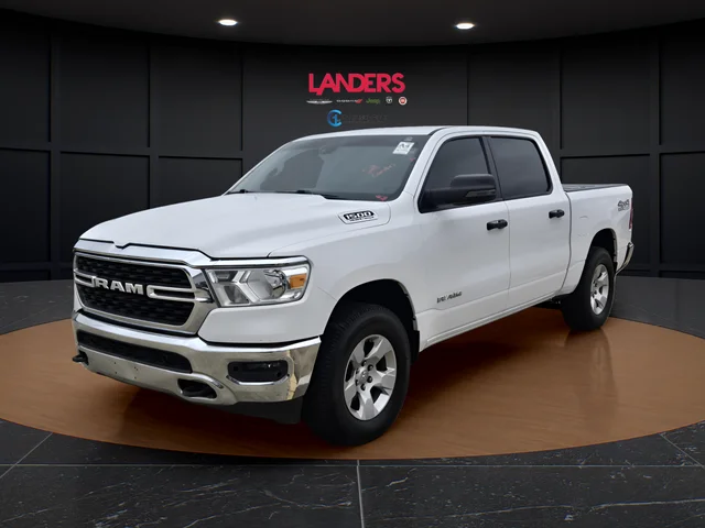 2023 RAM 1500 Big Horn/Lone Star 4x4 Crew Cab 5'7's photo