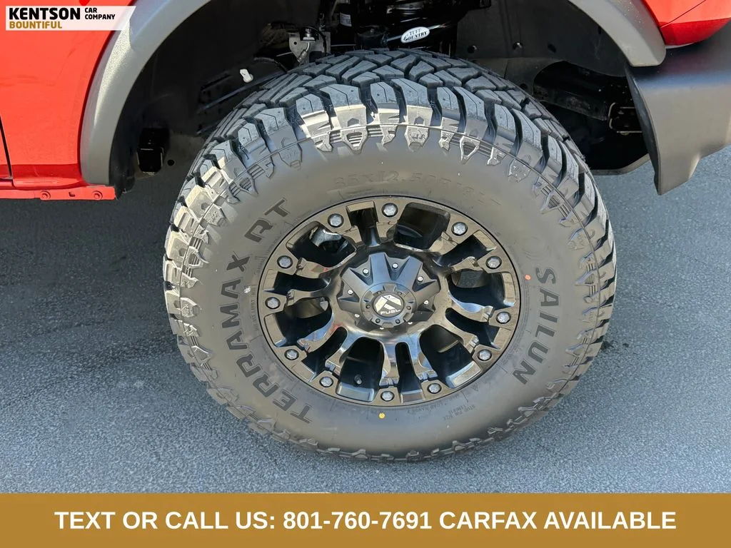 Used 2022 Red Ford Base image 15