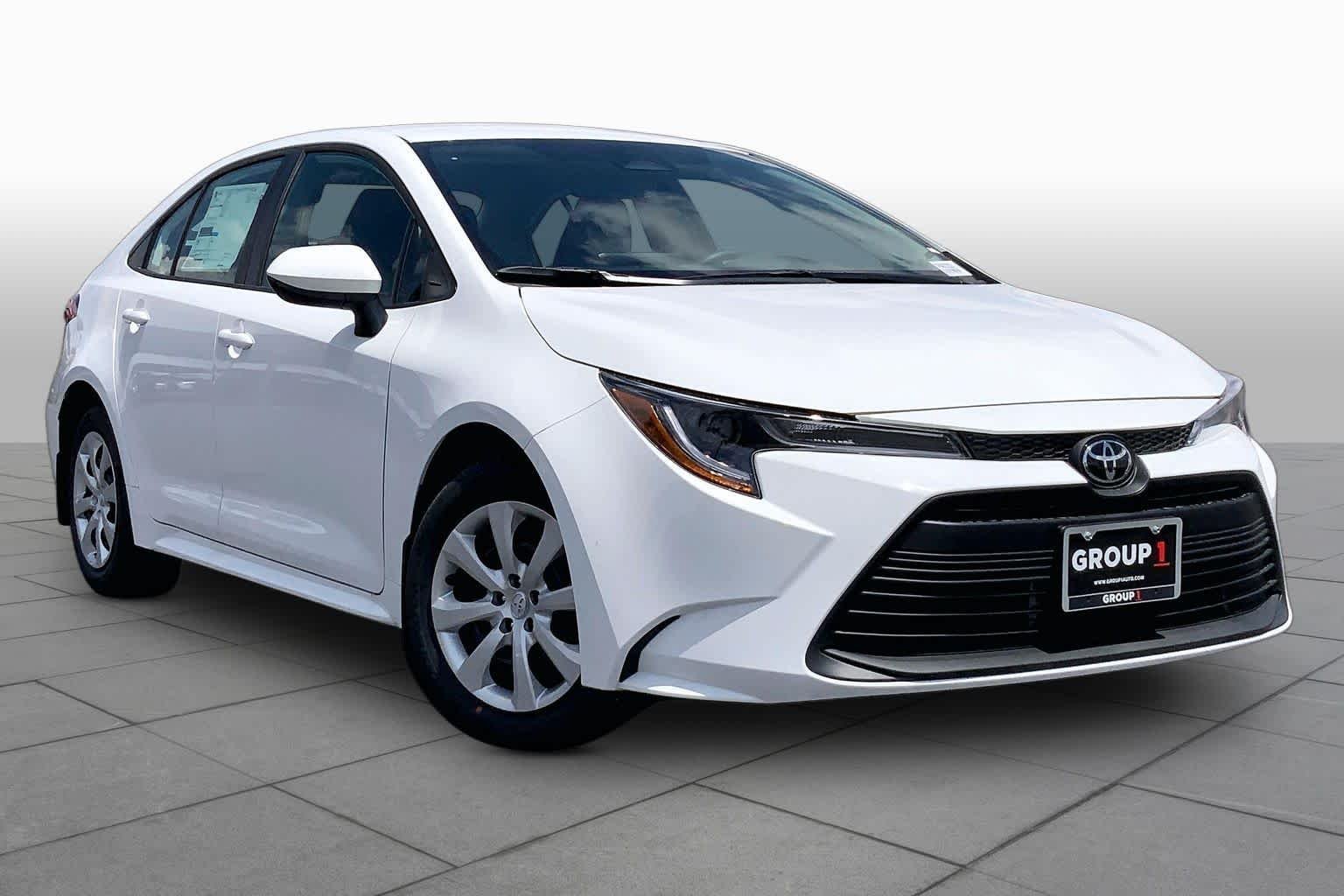 New 2026 Ice Cap Toyota LE image 2
