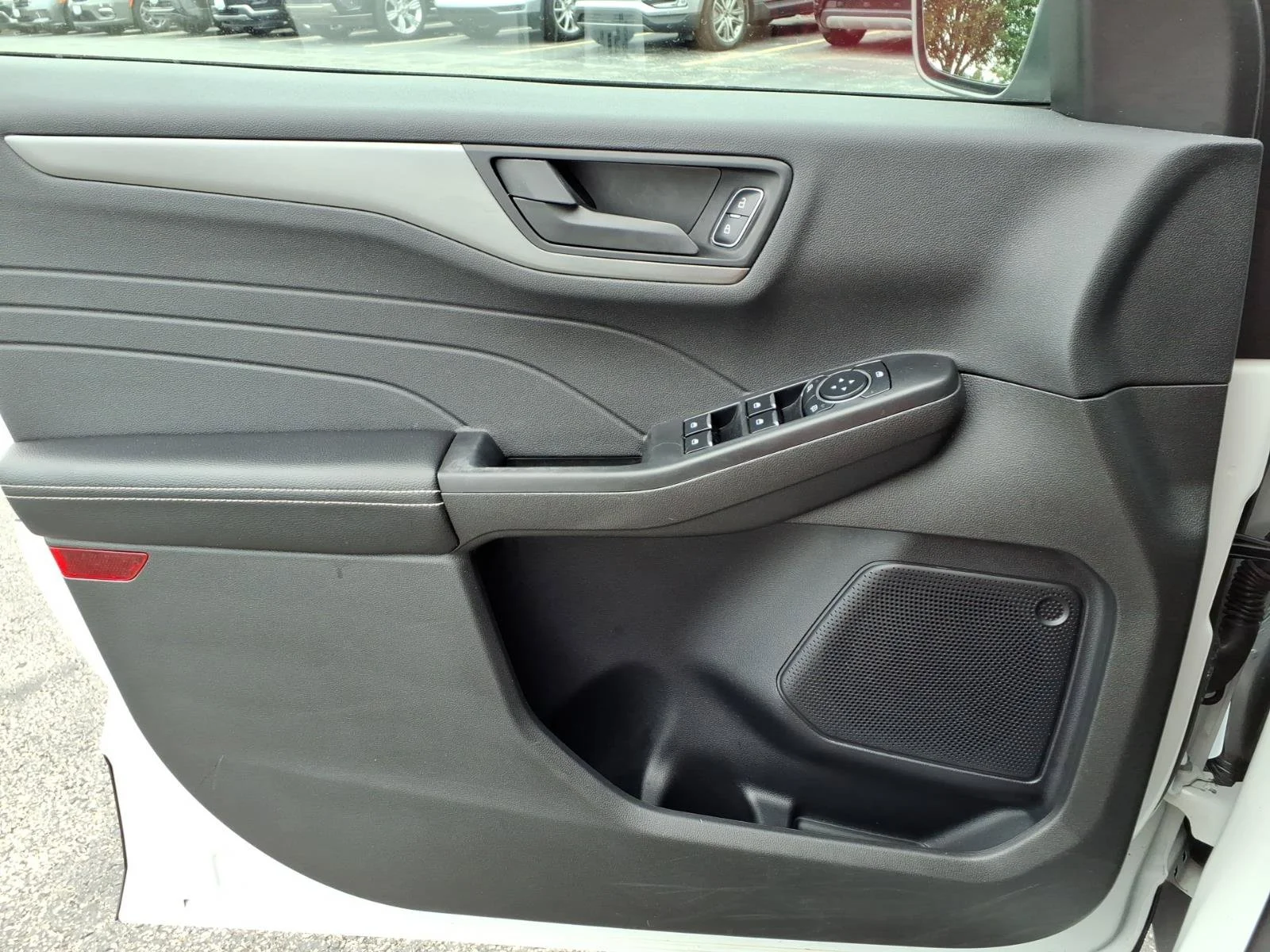 Used 2024 Oxford White Ford Active image 24