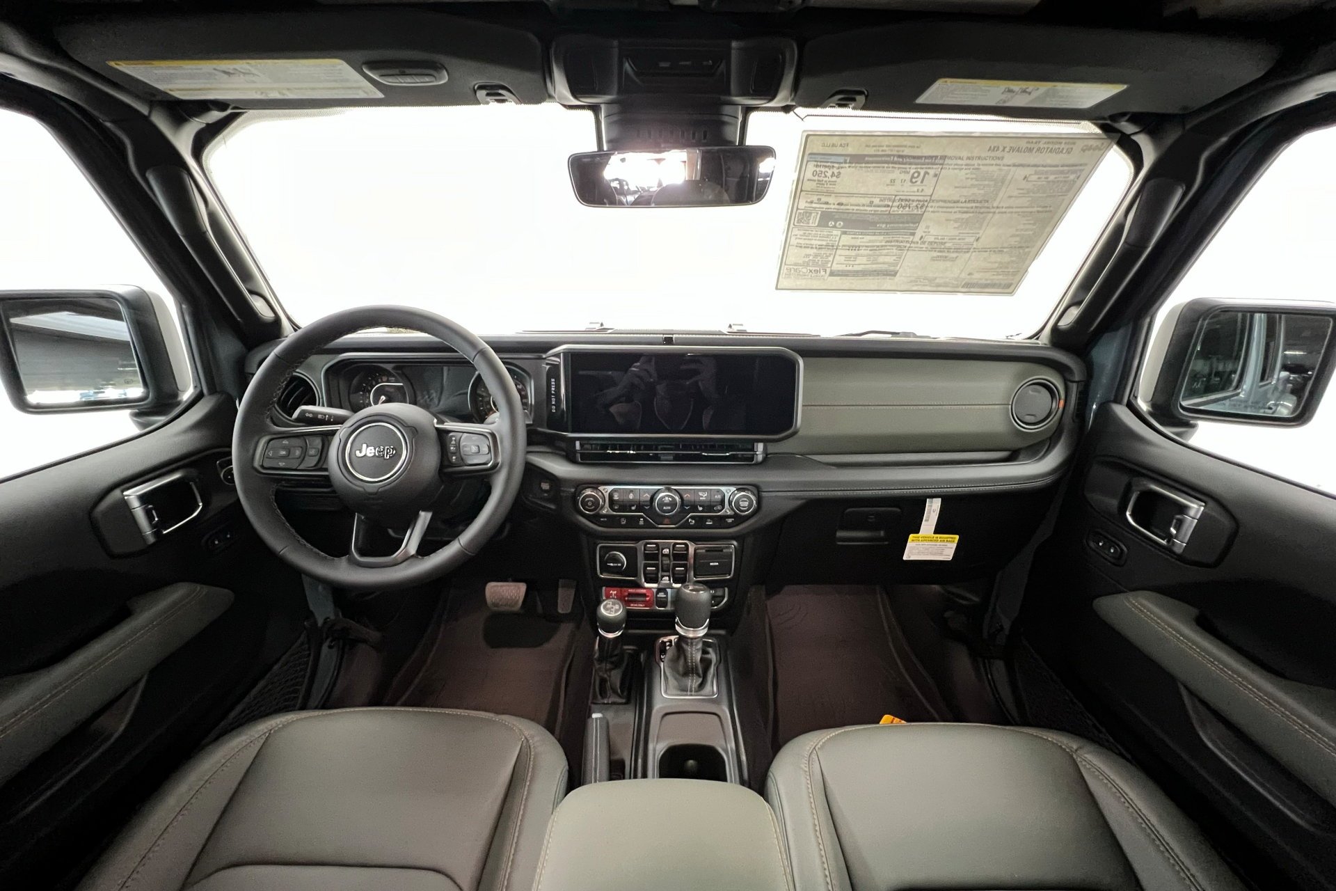 New 2025 Anvil Clearcoat Jeep Mojave X image 10