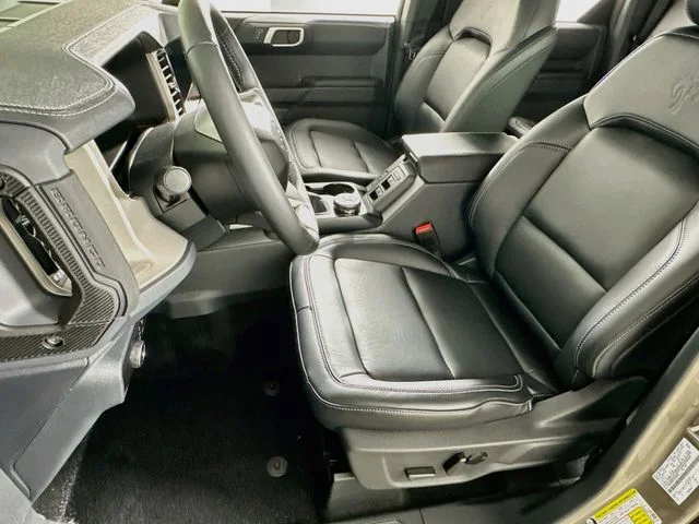 New 2026 Gray Ford Outer Banks image 9