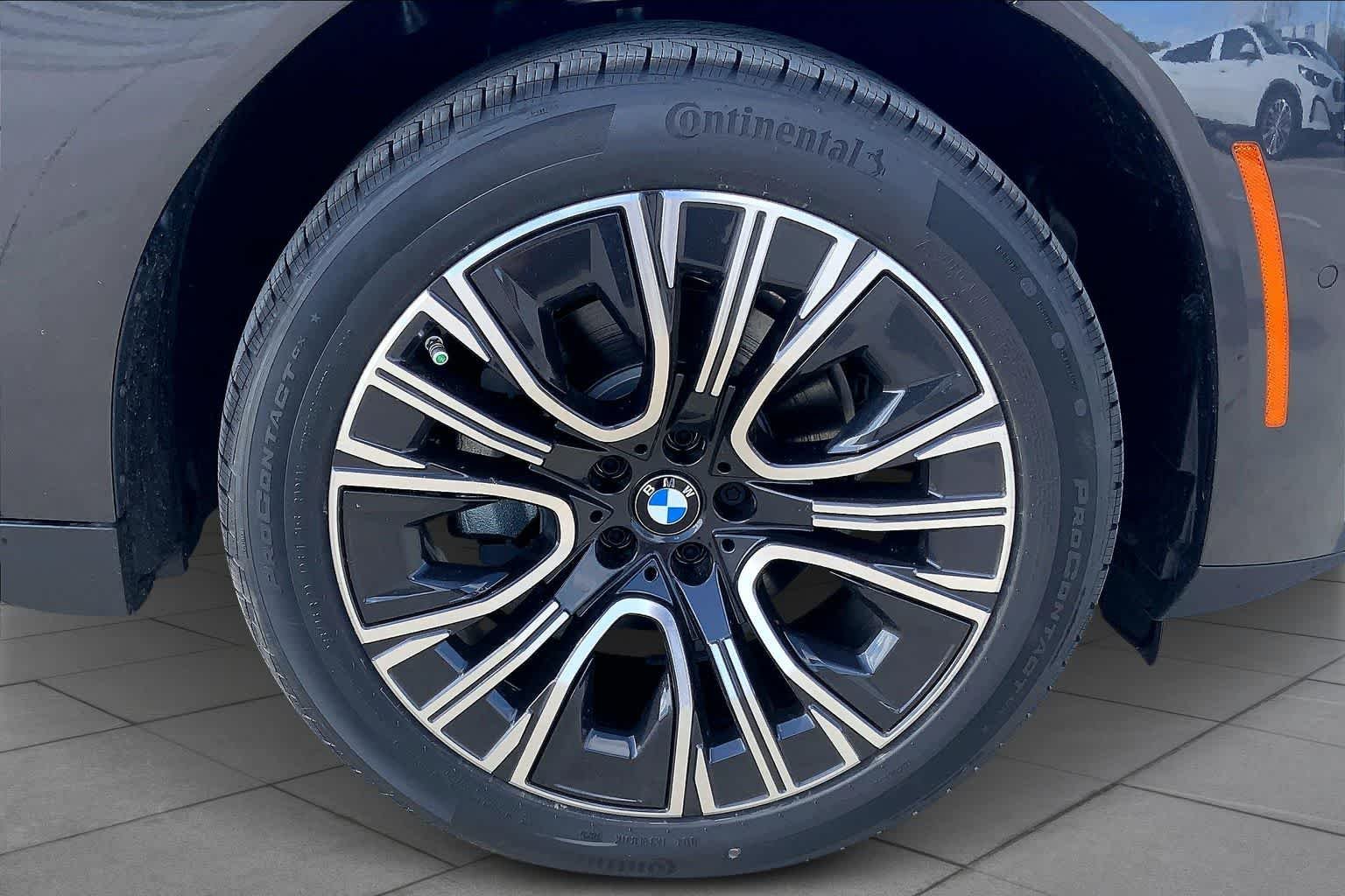 Used 2026 Dark Graphite Metallic BMW 30 xDrive image 11