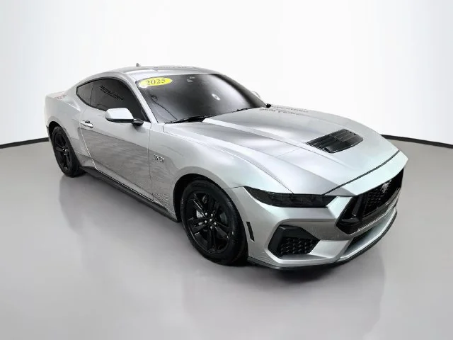 2025 Ford Mustang