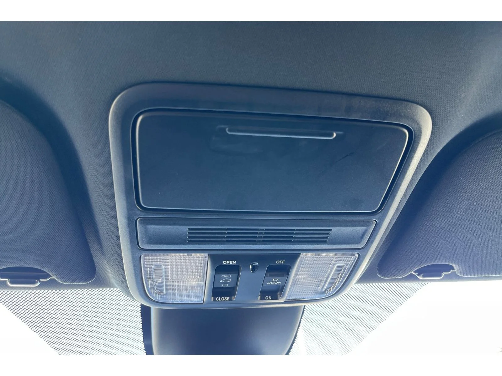 2026 Honda Odyssey Sport L - Photo 25