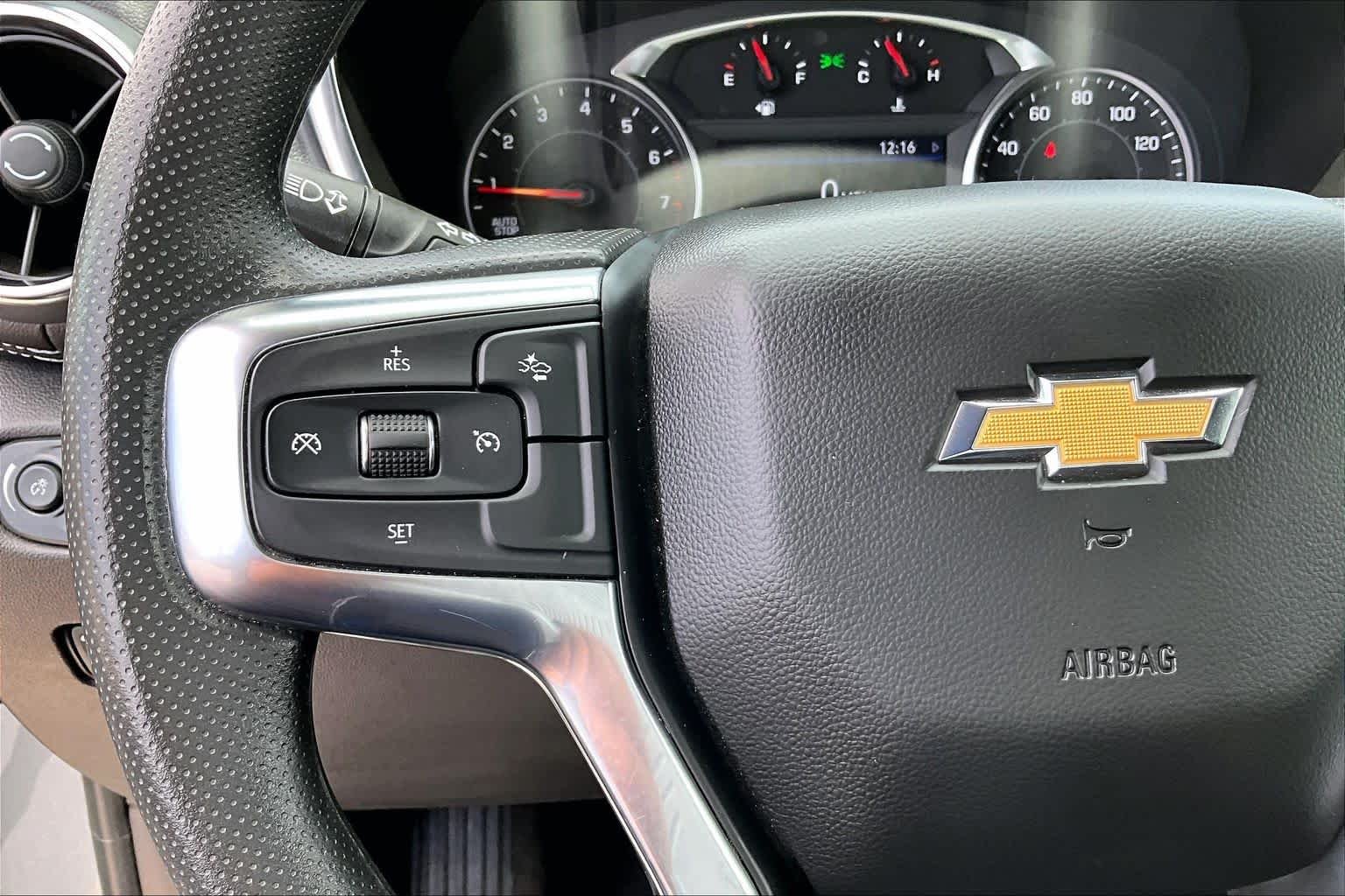Used 2025 Sterling Gray Metallic Chevrolet LT image 22