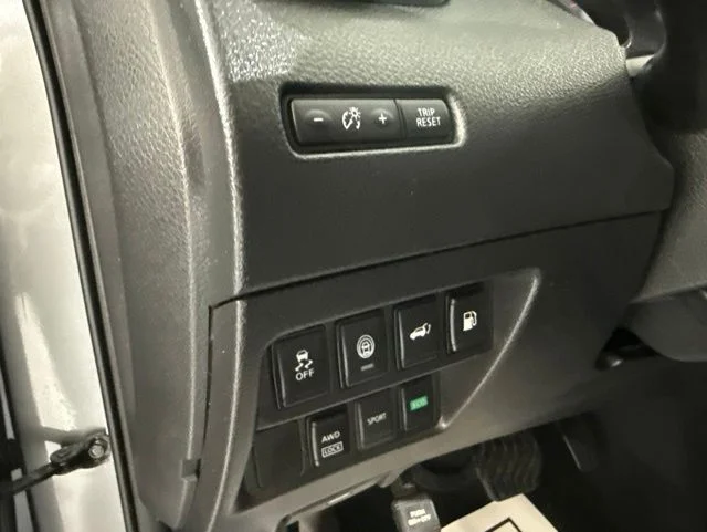 Used 2019 Gray Nissan SV image 20