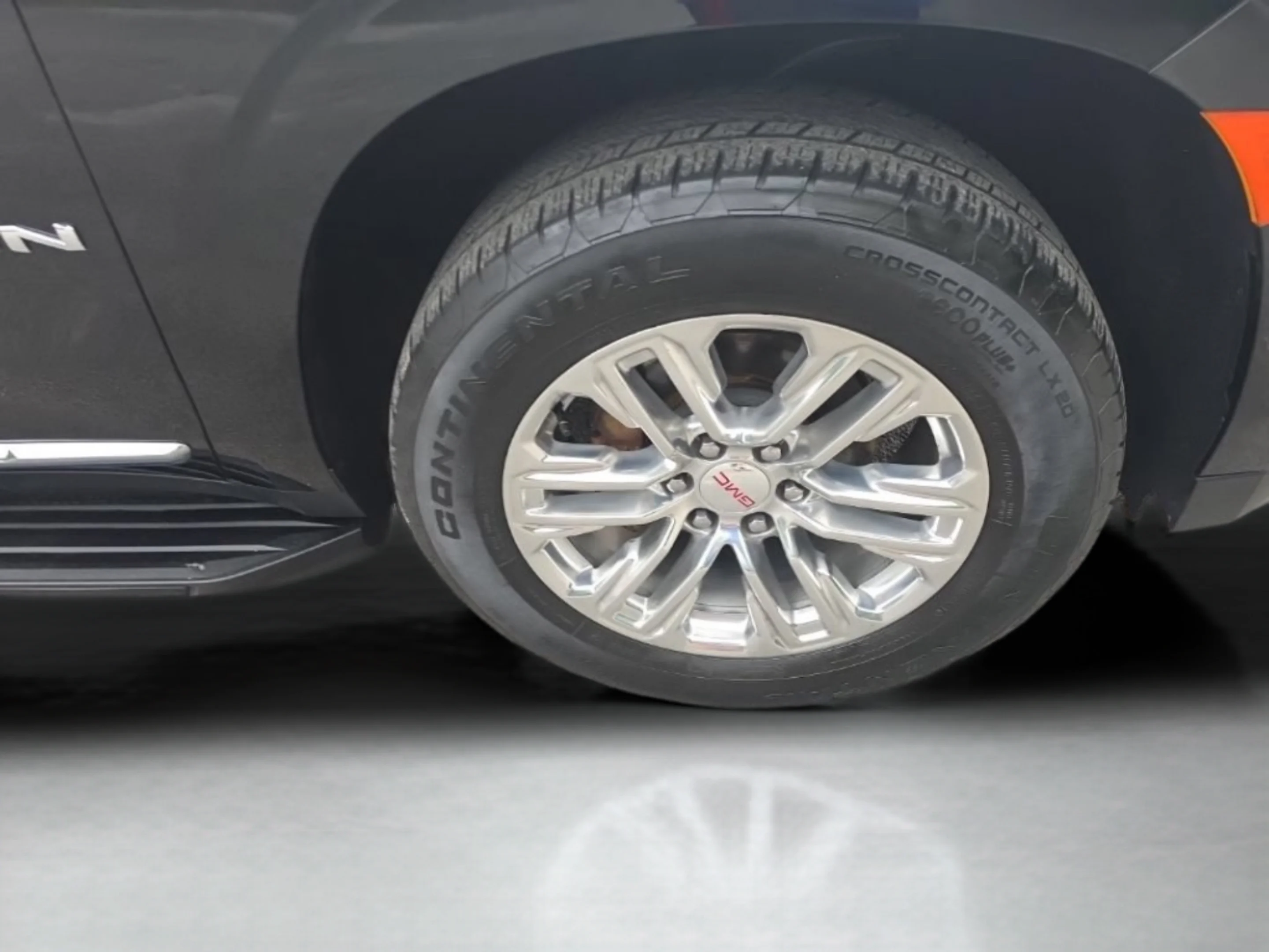 Used 2022 Onyx Black GMC SLT image 36