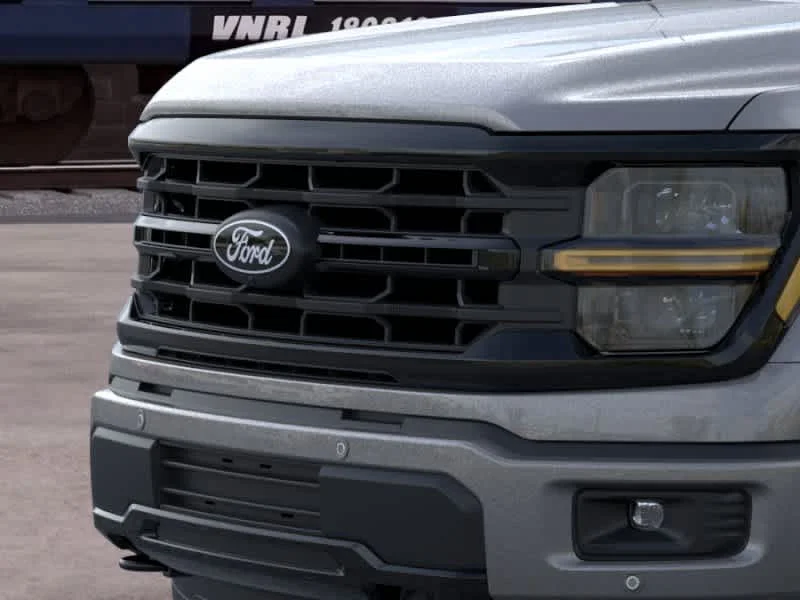New 2026 Carbonized Gray Metallic Ford XLT image 17