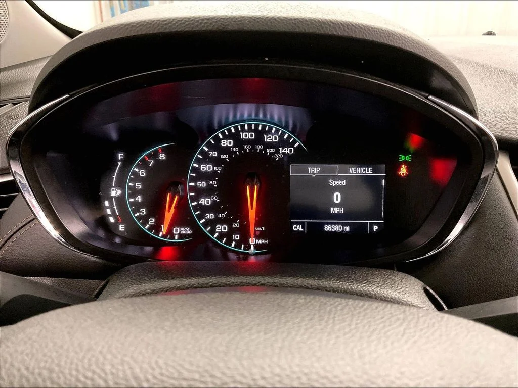 Used 2020 Gray Chevrolet LT image 24
