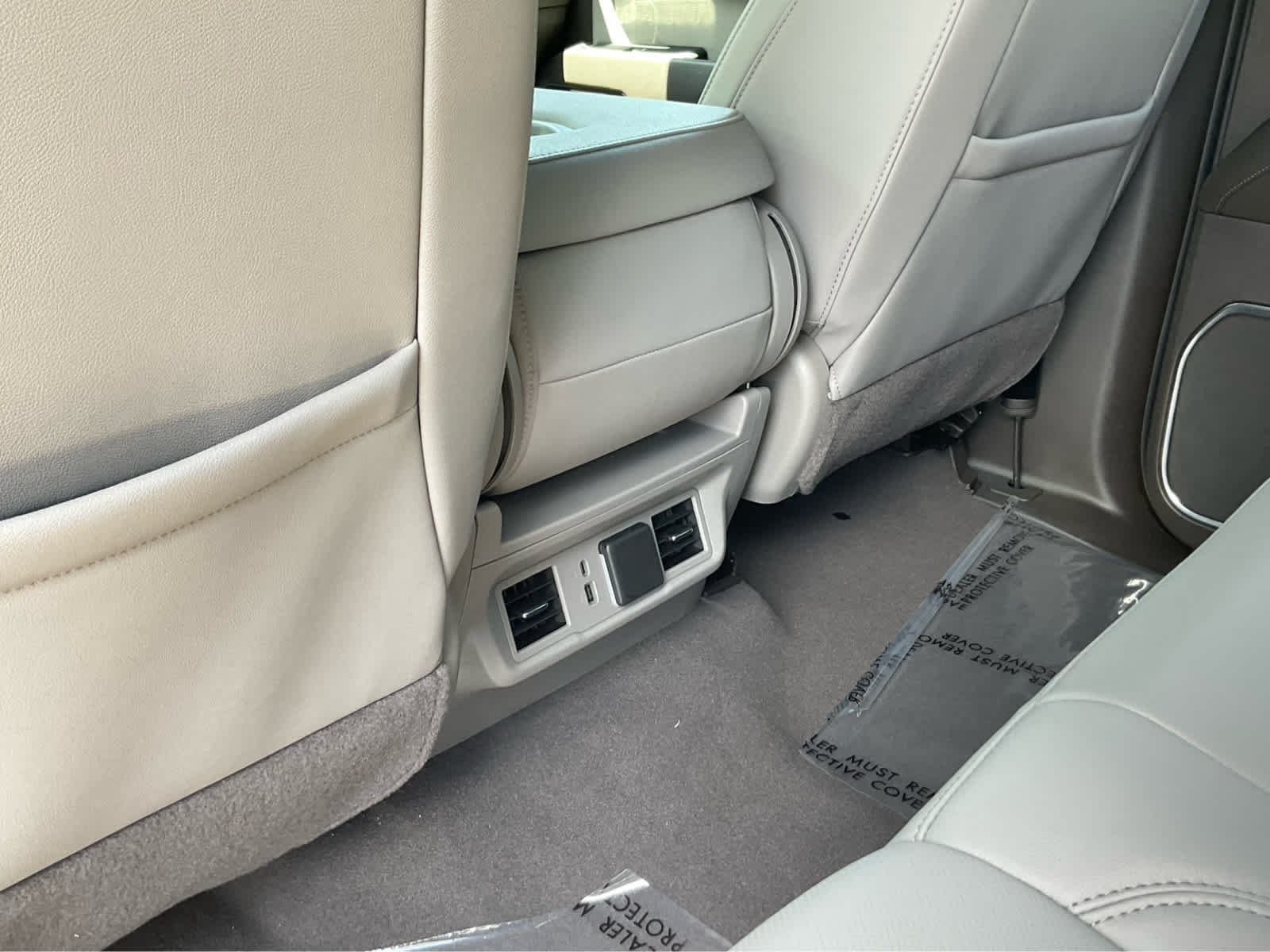 Used 2024 Summit White GMC SLT image 25