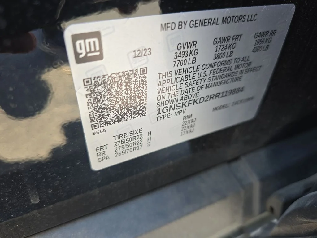 Used 2024 Black Chevrolet Premier image 31