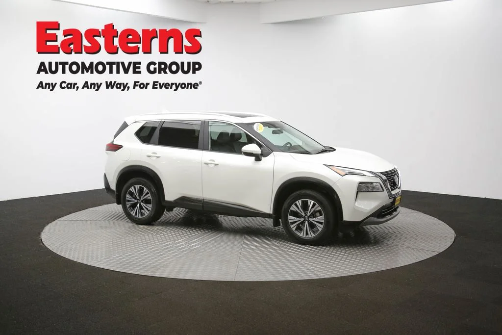 Used 2023 White Nissan SV image 49