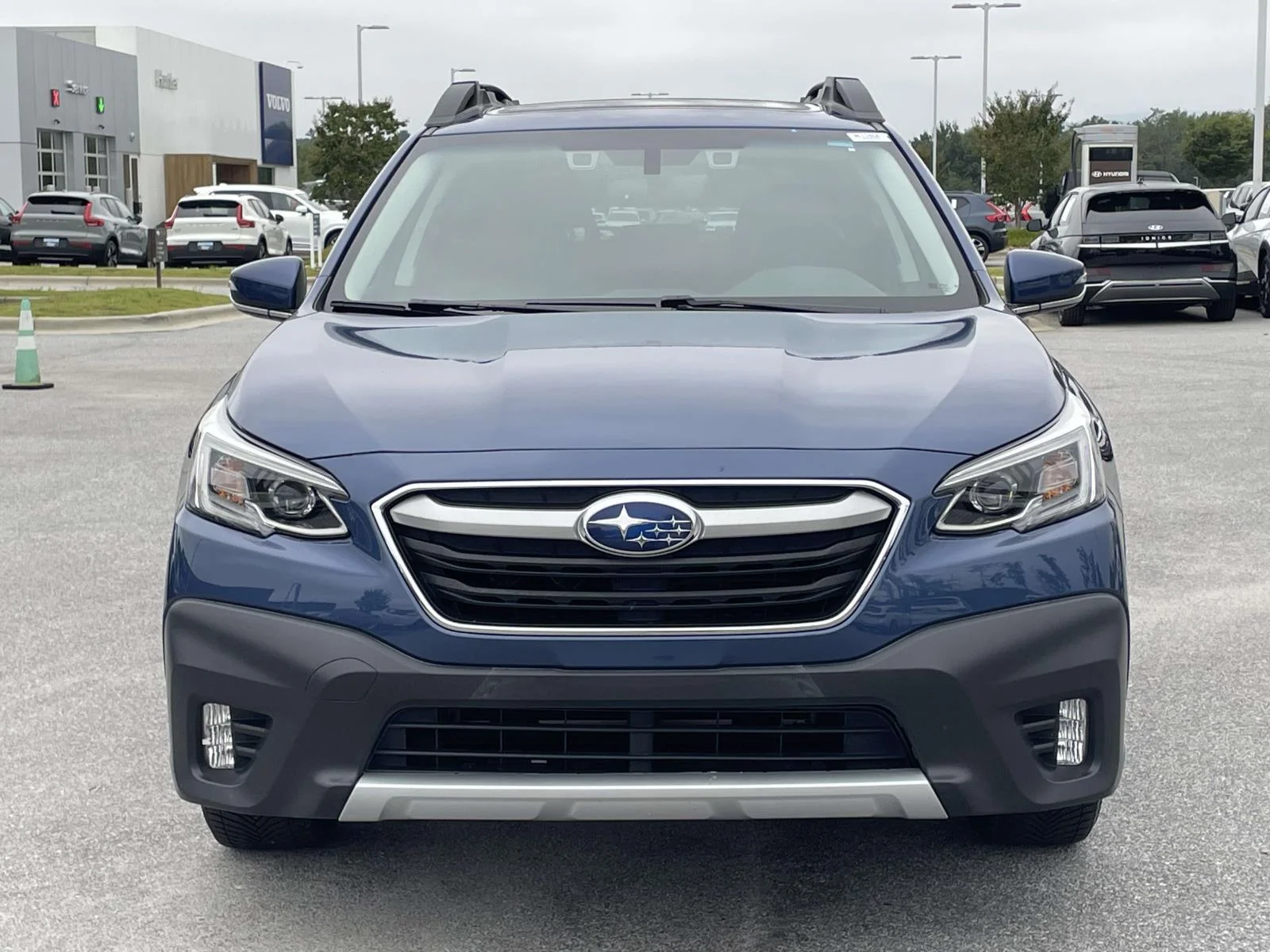 Used 2021 Abyss Blue Pearl Subaru Limited image 22