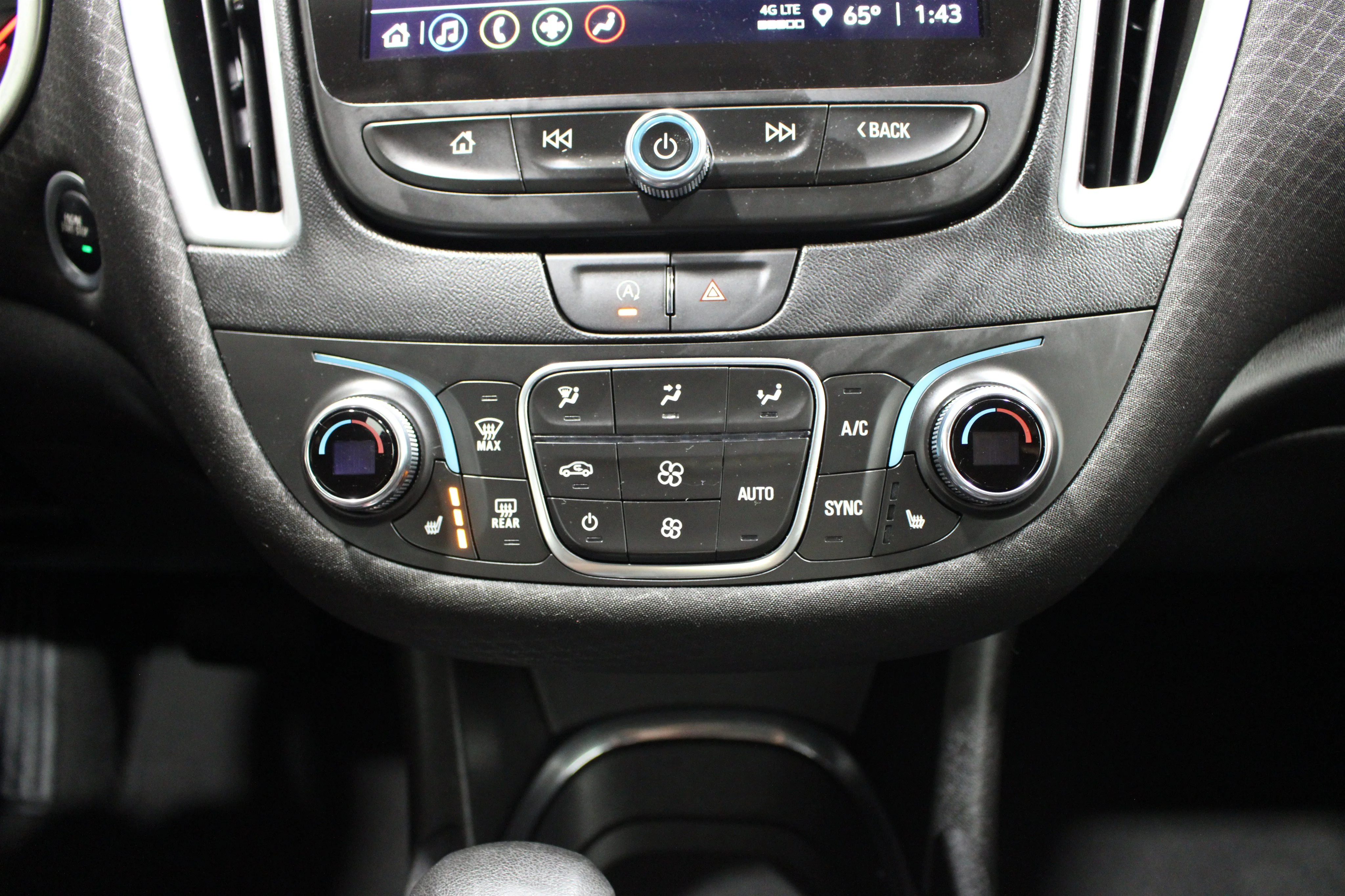 2023 Chevrolet Malibu 1LT - Photo 17