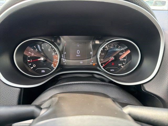 Used 2018 White Clearcoat Jeep Altitude image 28