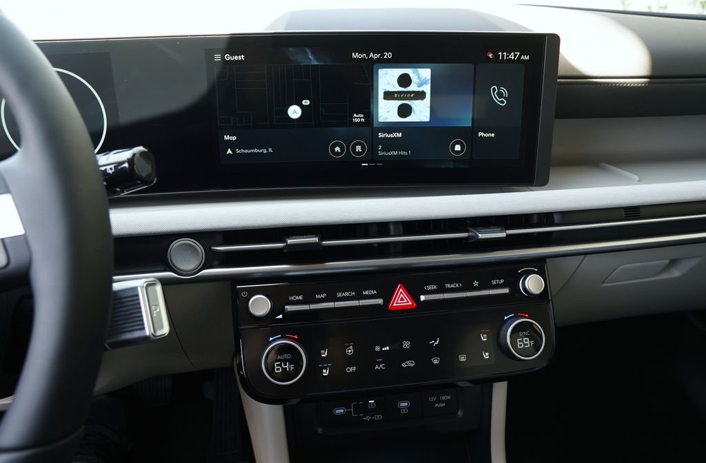 New 2026 Phantom Black Hyundai Limited image 43