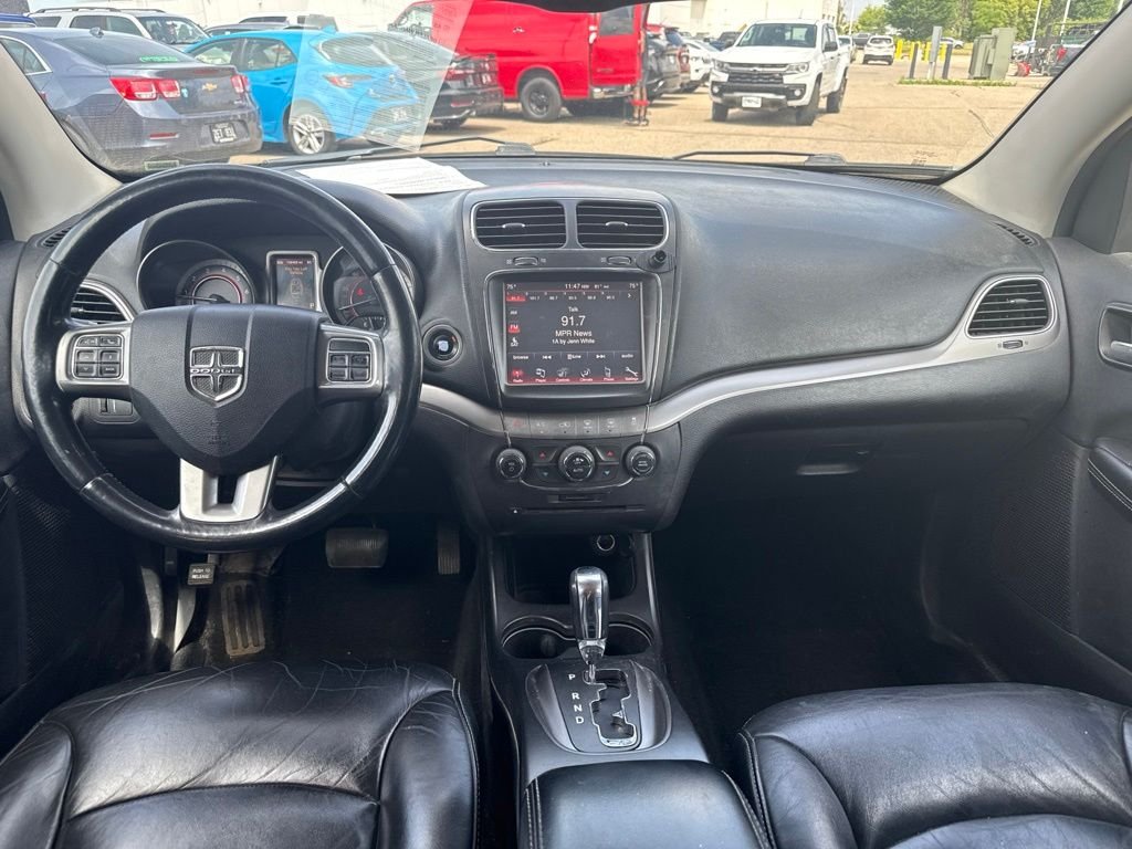 Used 2014 Gray Dodge Crossroad image 11