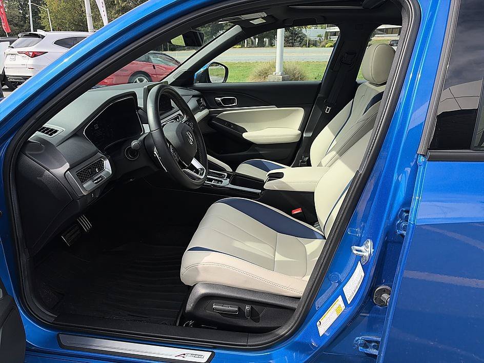 Used 2026 Double Apex Blue Pearl Acura w/A-Spec Package image 9