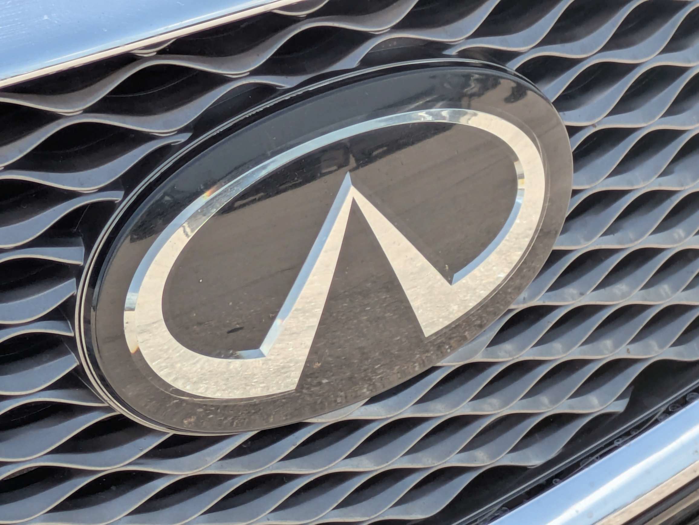 Used 2022 Black Obsidian INFINITI PURE image 13