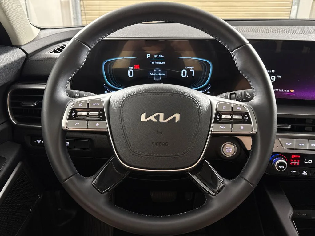 Used 2025 Silver Kia LX image 15