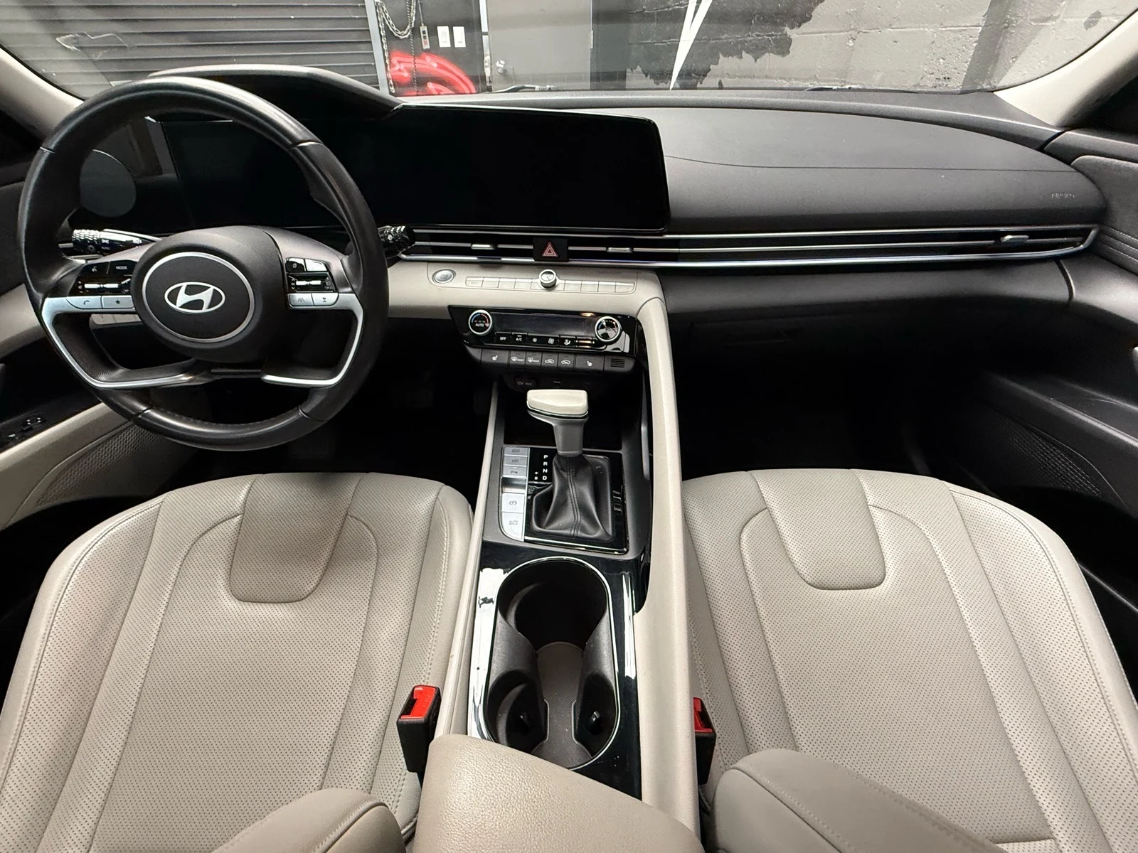 Used 2024 Intense Blue Pearl (yp5) Hyundai Limited image 19