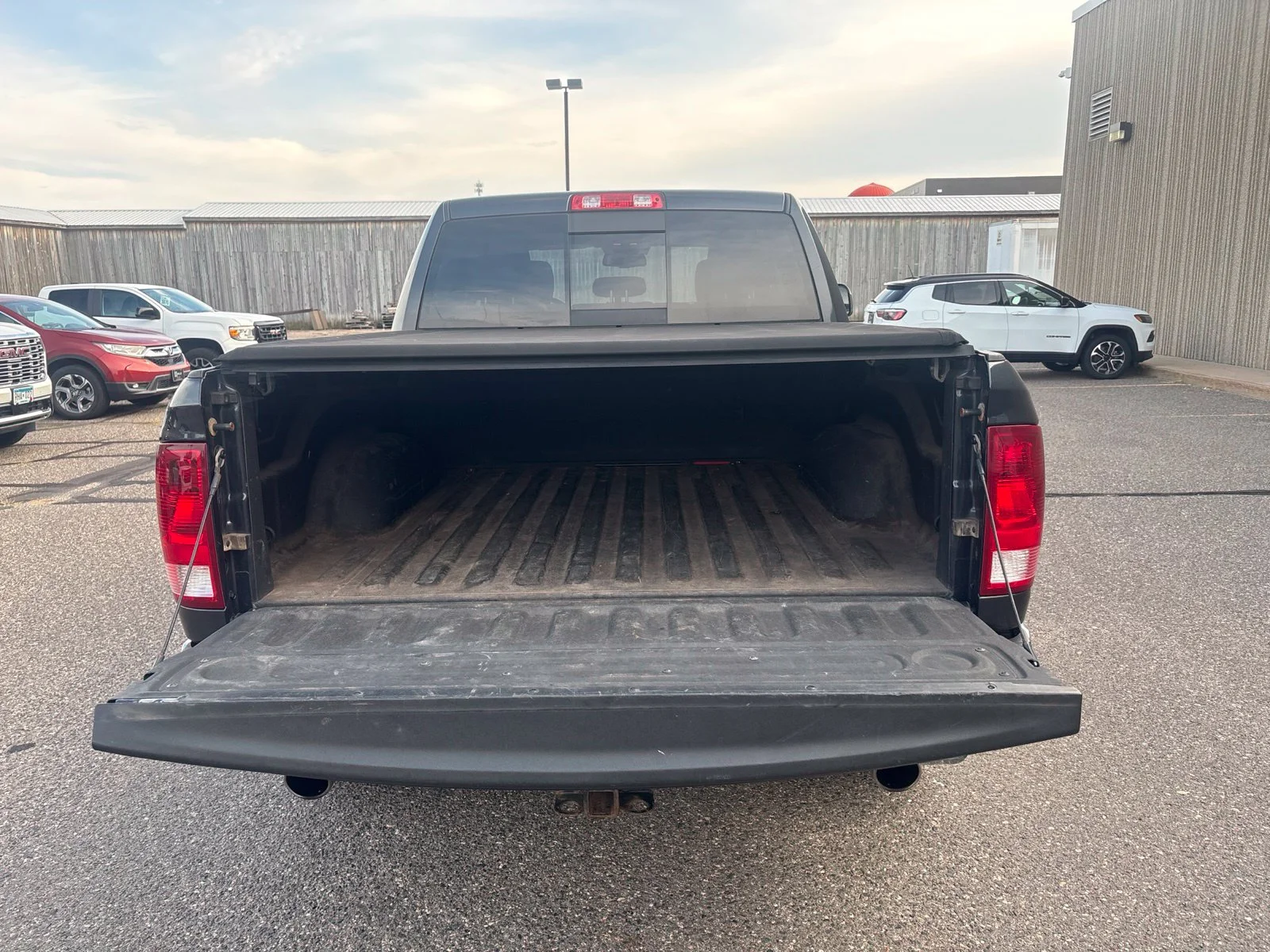 Used 2016 Gray Ram Big Horn image 8