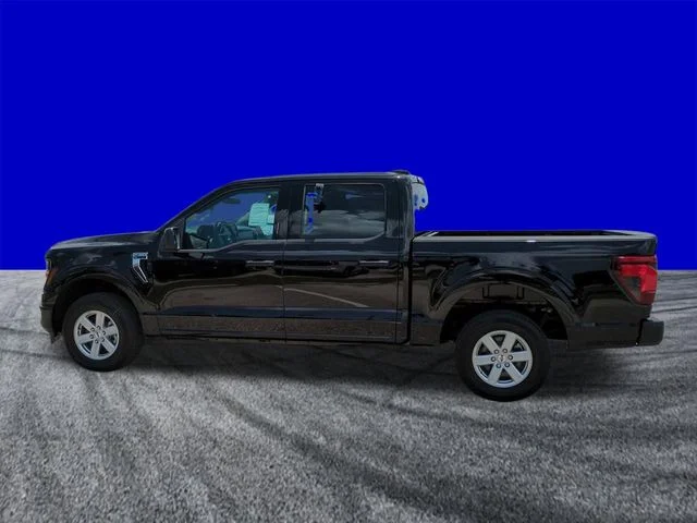 New 2026 Agate Black Metallic Ford XLT image 7