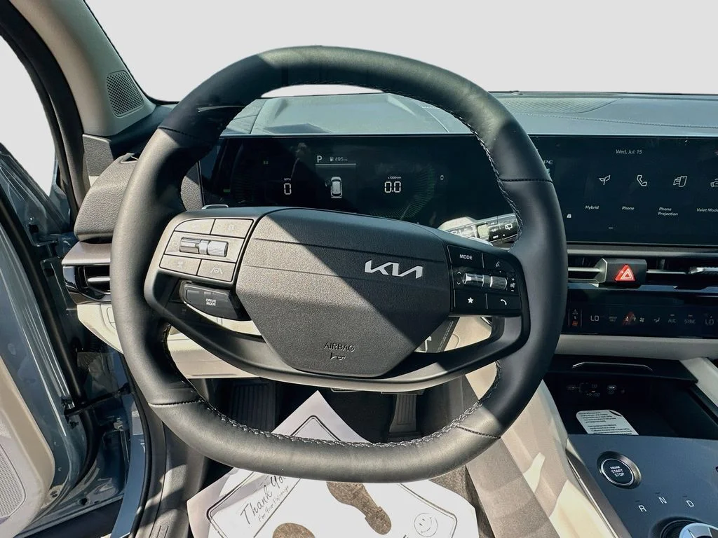 New 2027 Heritage Blue Kia EX image 11