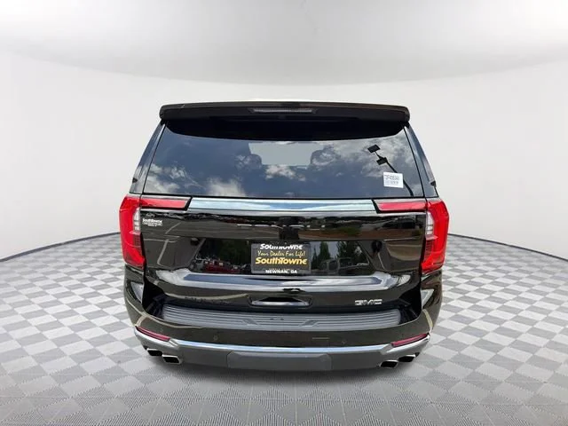 Used 2025 Onyx Black GMC Denali Ultimate image 6