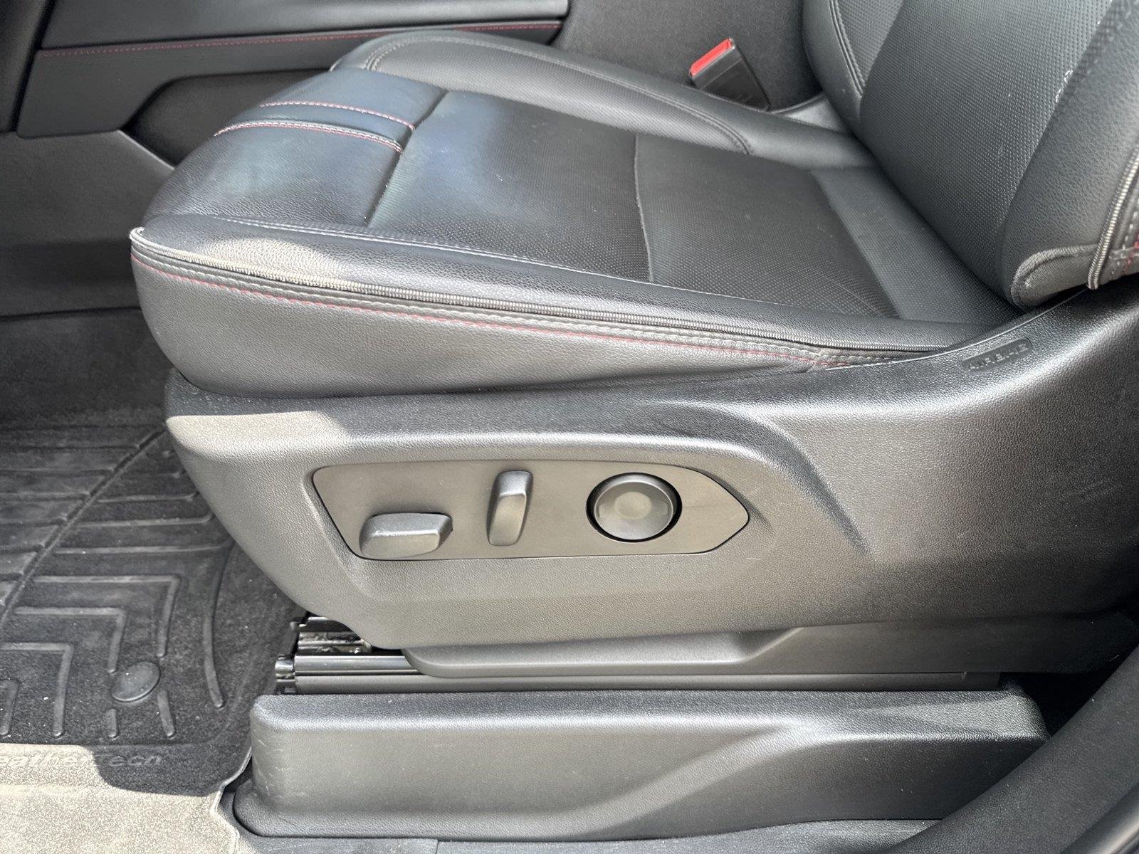 Used 2022 SATIN STEEL METALLIC Chevrolet RST image 12