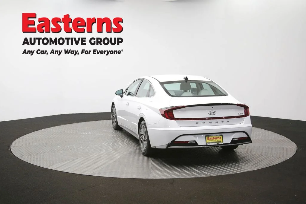 Used 2023 White Hyundai SEL image 65