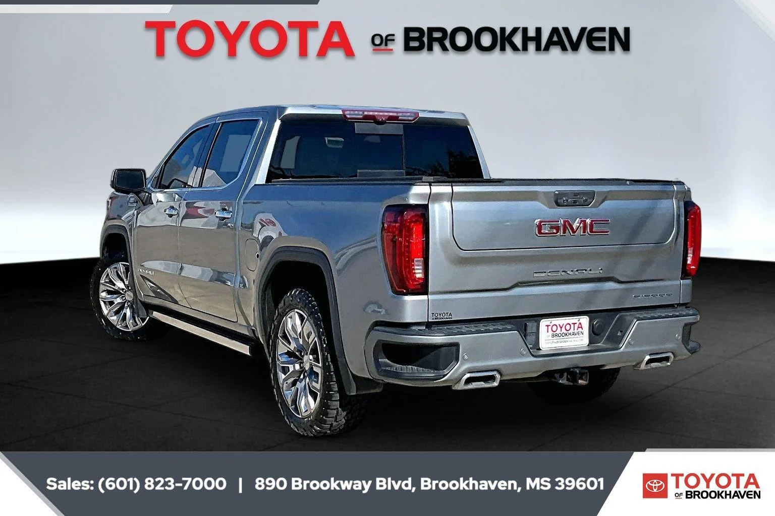 Used 2023 Sterling Metallic GMC Denali image 2