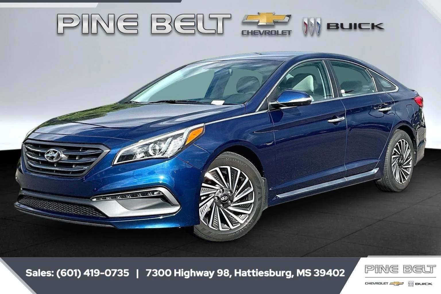 Used 2015 Lakeside Blue Hyundai 2.4L Sport image 10
