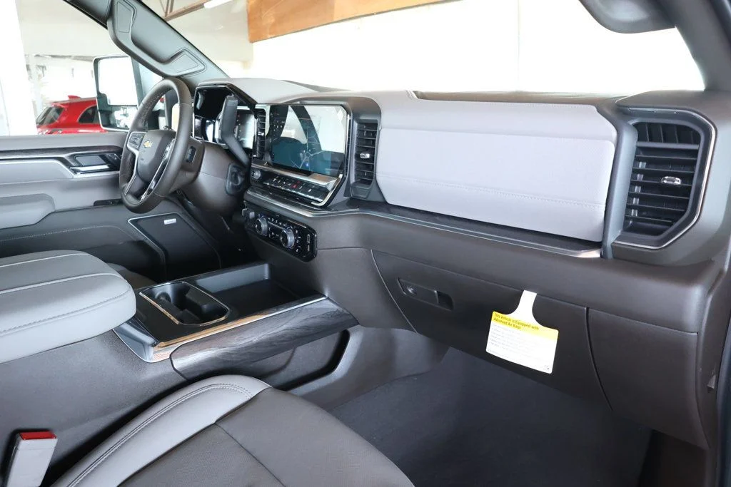 Used 2026 Cypress Gray Chevrolet 4WD Crew Cab 172