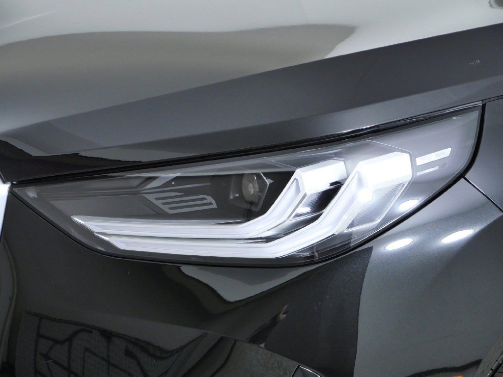 Used 2026 Black BMW 30 xDrive image 4