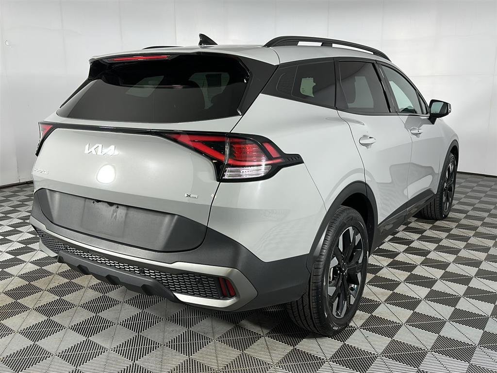 Used 2024 Wolf Gray Kia X-Line image 26