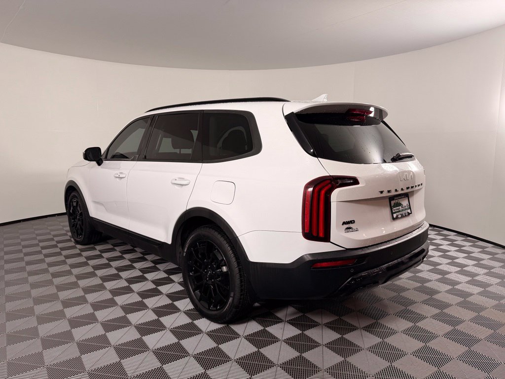 Used 2022 Glacial White Pearl Kia SX image 11